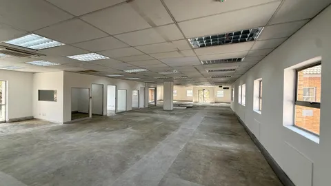  Riverview Park, 3 River Road, Janadel Avenue has a 2344m² Office Space Available To Let (29)